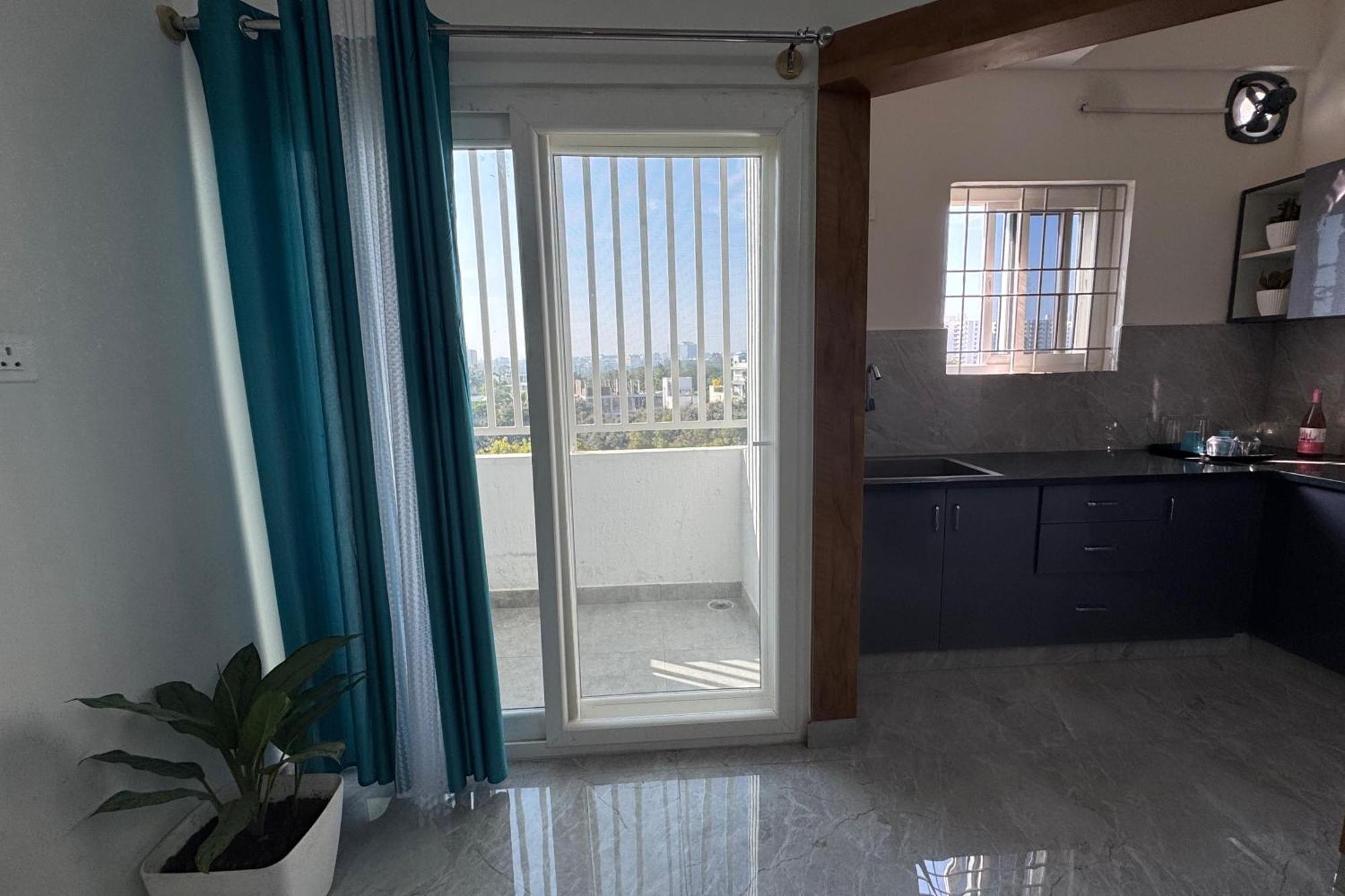 Truelife Whitefield - Premium 1 Bhk Apartments - Prime Location - Easy Access To Main Rd - Metro - Itpl - Fast Wifi - Kitchen - Smart Tv - Power Backup - Park - Garden Views 班加罗尔 外观 照片
