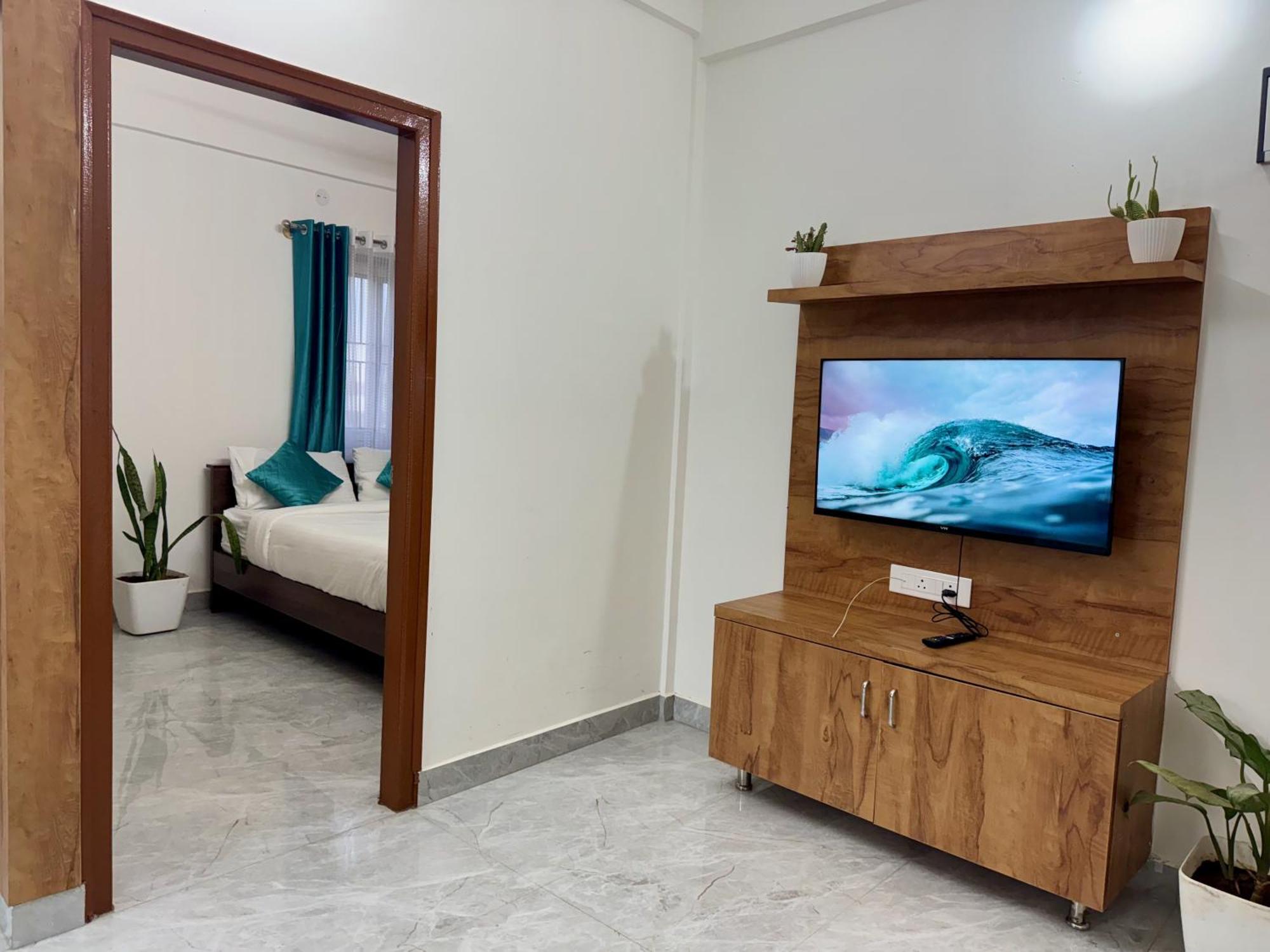 Truelife Whitefield - Premium 1 Bhk Apartments - Prime Location - Easy Access To Main Rd - Metro - Itpl - Fast Wifi - Kitchen - Smart Tv - Power Backup - Park - Garden Views 班加罗尔 外观 照片